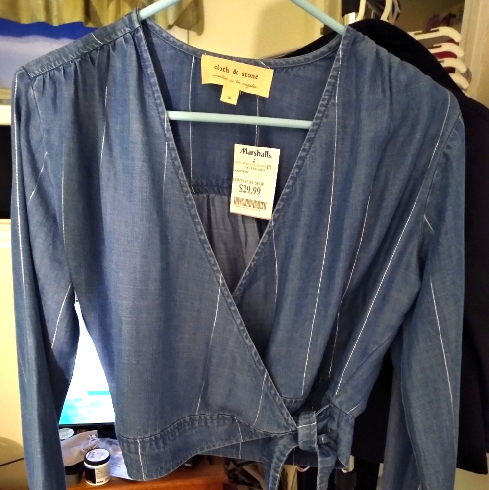This is a shirt by cloth and Stone never won nwt